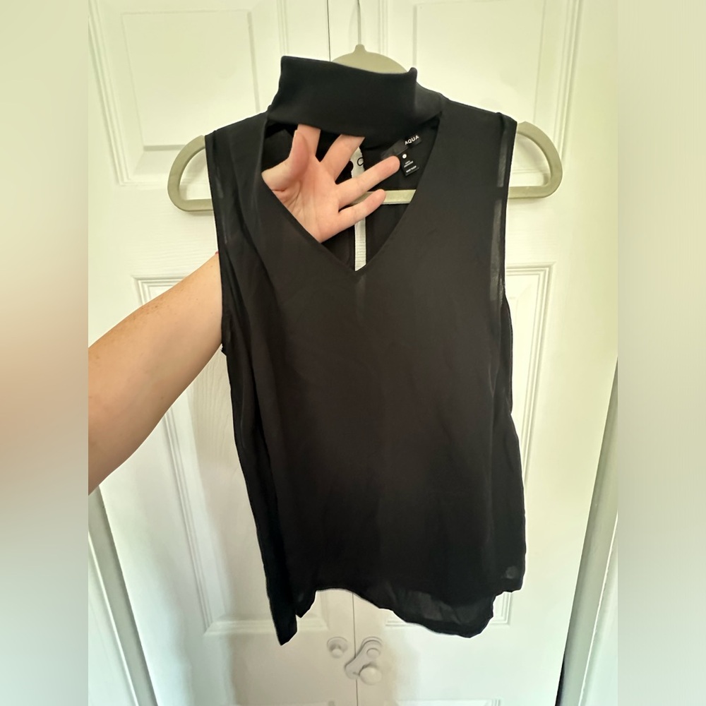 Black tank with neck piece